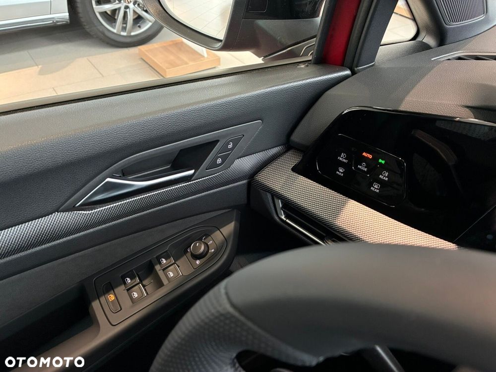 Volkswagen Golf - 15