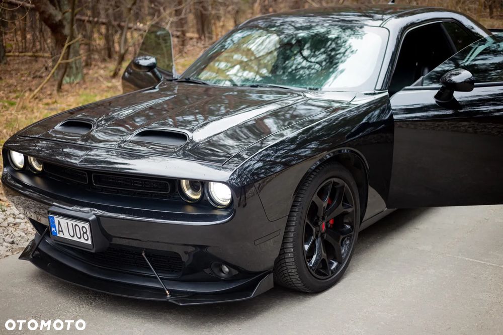 Dodge Challenger - 26