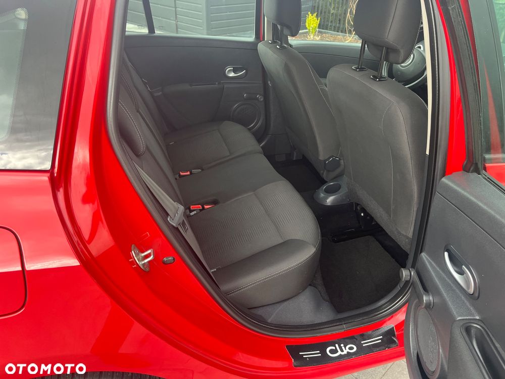 Renault Clio 1.2 16V Bioetanol Alize - 10