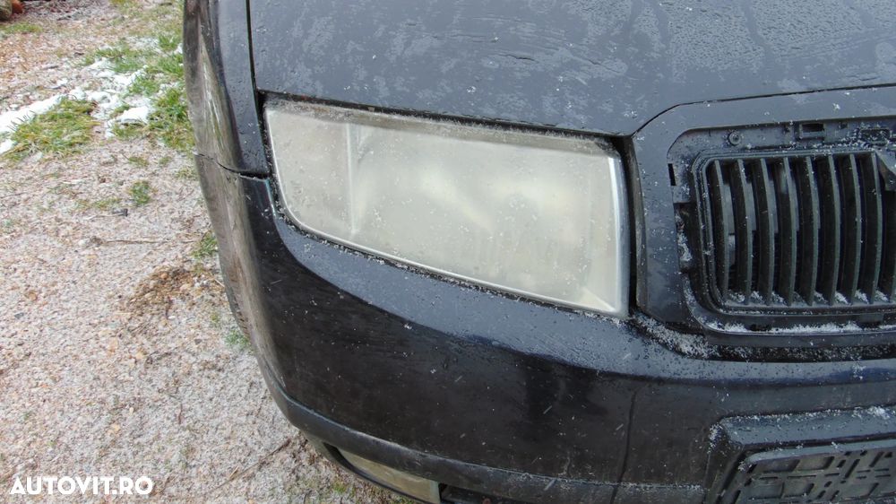 Far Skoda Fabia 2000-2006 faruri stanga dreapta fabia 1 - 3