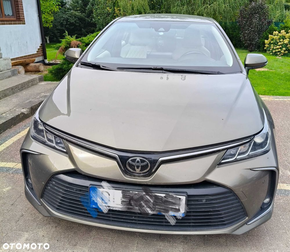 Toyota Corolla - 1