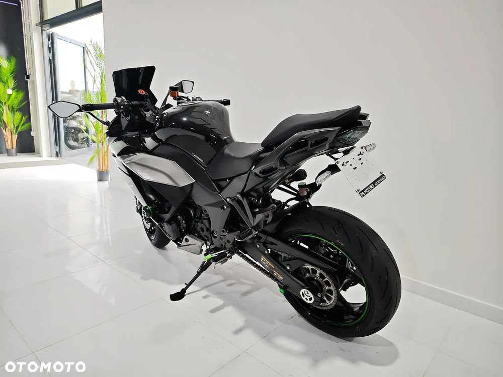 Kawasaki Ninja 1000 SX - 18