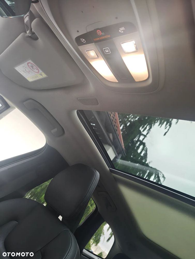 Volvo XC 60 B4 D Plus Dark - 6