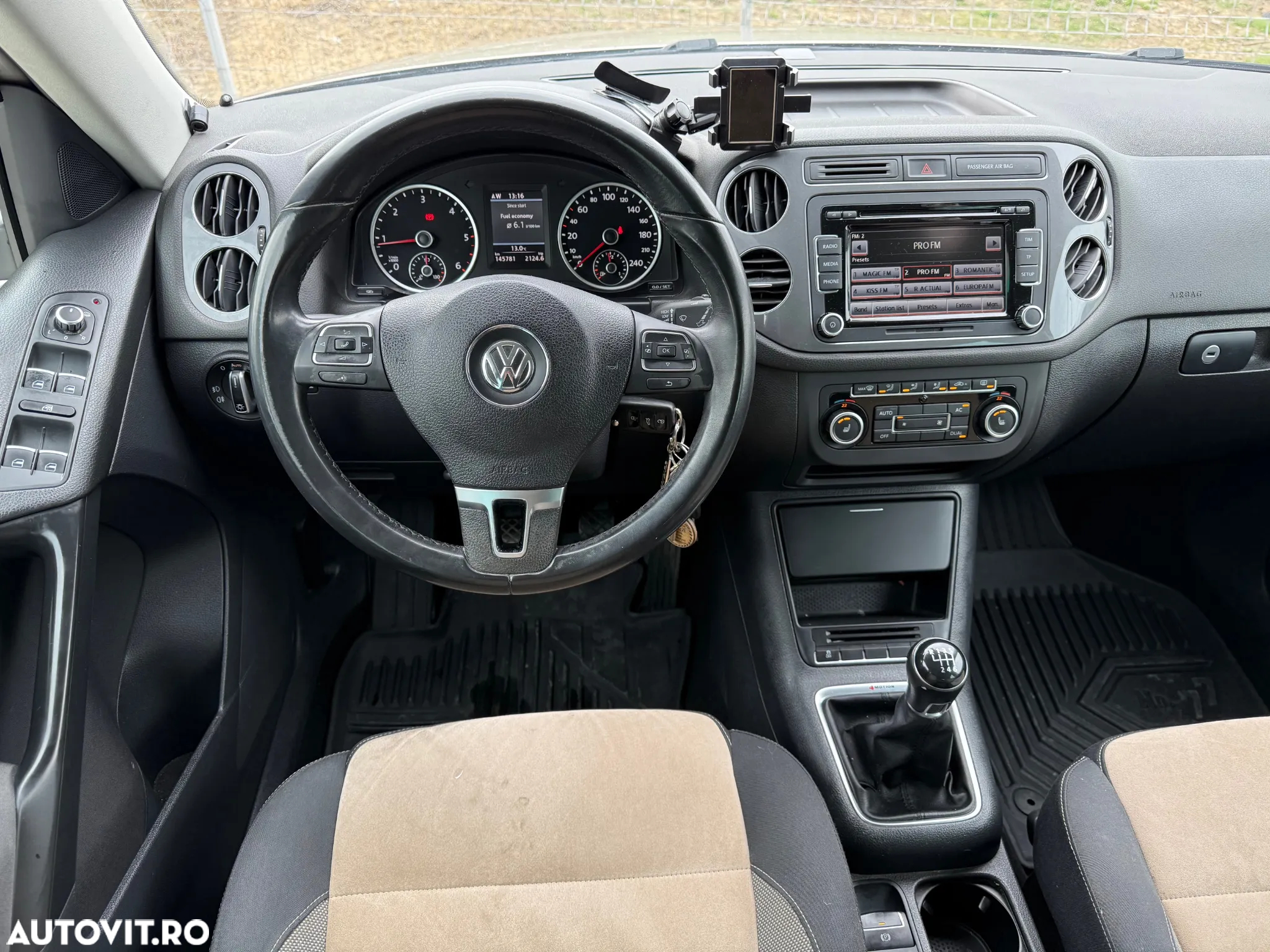 Volkswagen Tiguan 2.0 TDI 4Motion Sport & Style - 4
