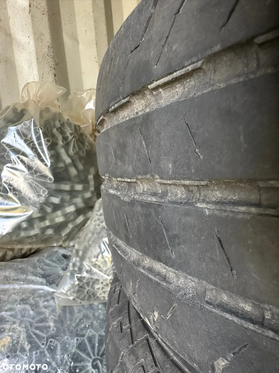 Continental 215/65R16C ContiVanContact 100 Lato do busa wzmocnione Stan BDB - 3