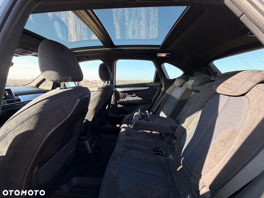 BMW Seria 2 220d Sport-Aut M Sport - 22
