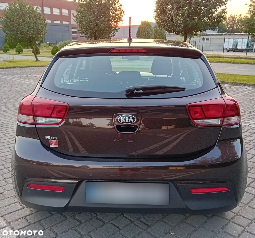Kia Rio 1.2 XL - 12