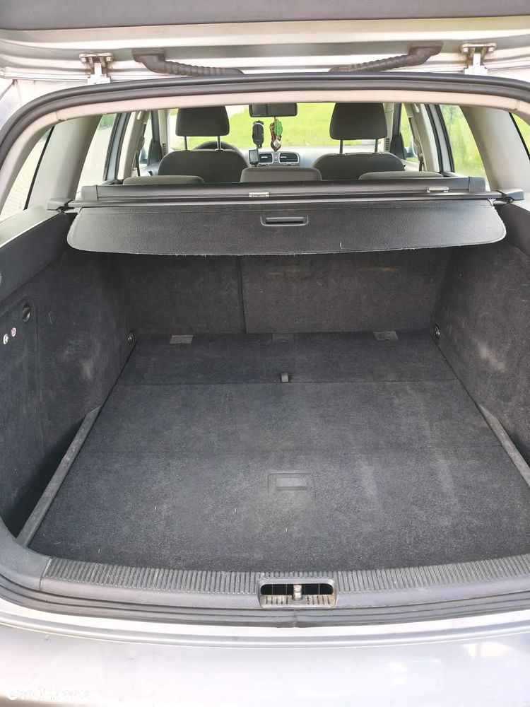 Volkswagen Golf 1.6 TDI DPF Trendline - 8