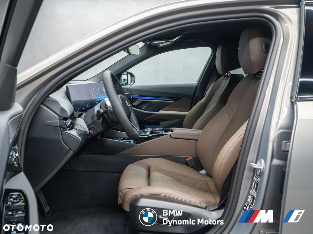 BMW Seria 5 - 16