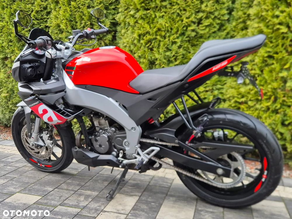 Aprilia Tuono - 7