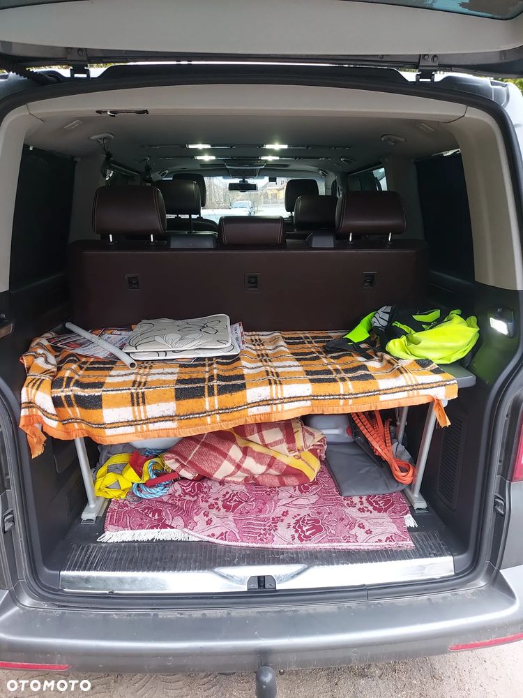 Volkswagen Multivan - 9