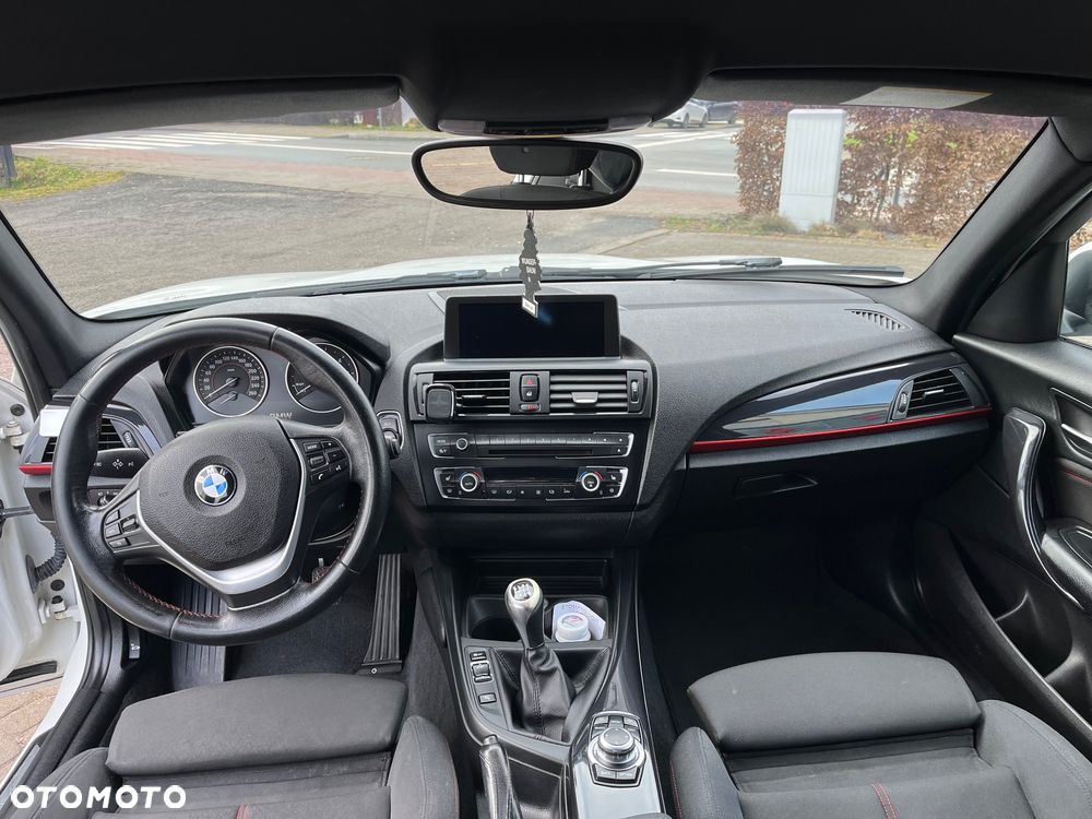 BMW Seria 1 118d Sport Line - 9