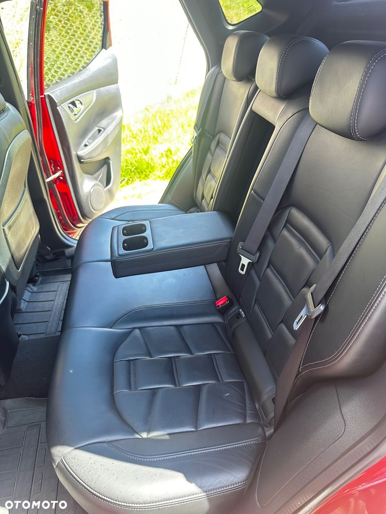 Nissan Qashqai 1.6 DIG-T Tekna+ - 23