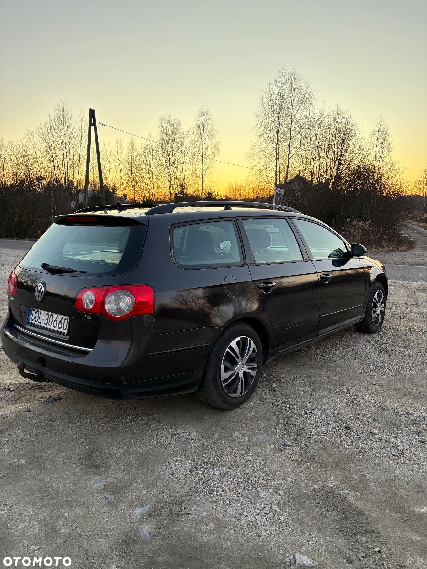 Volkswagen Passat - 4