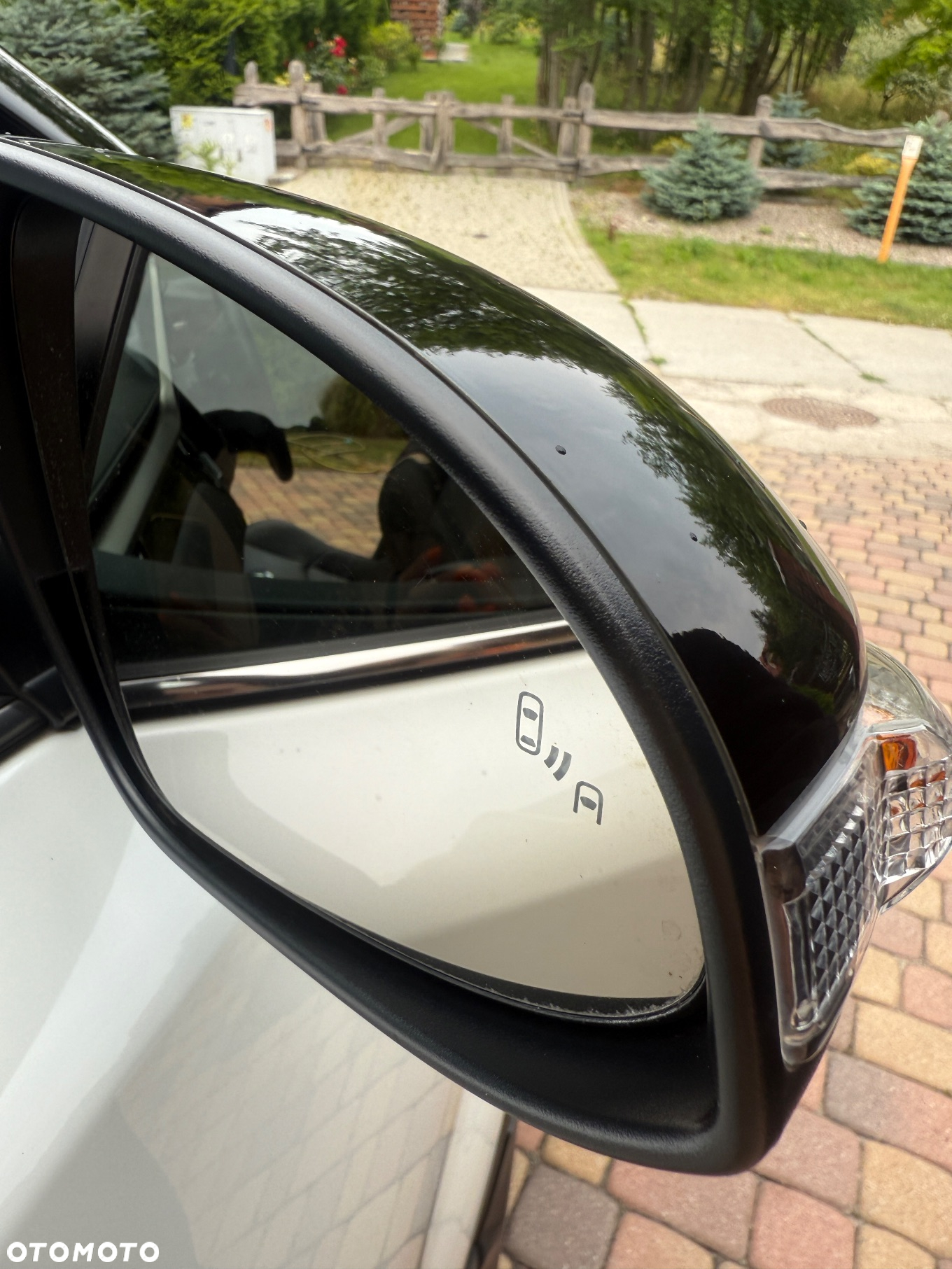 Toyota C-HR Hybrid Style Selection - 37