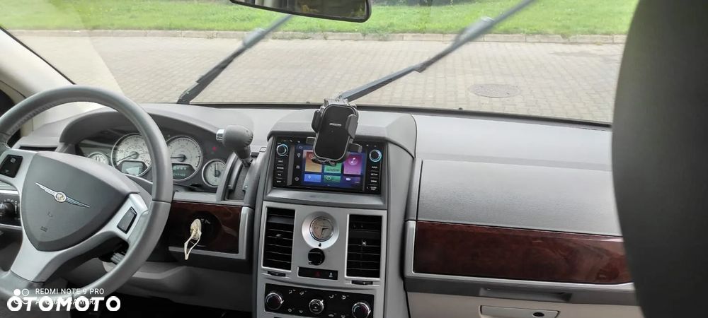 Chrysler Town & Country 3.8 Touring - 34