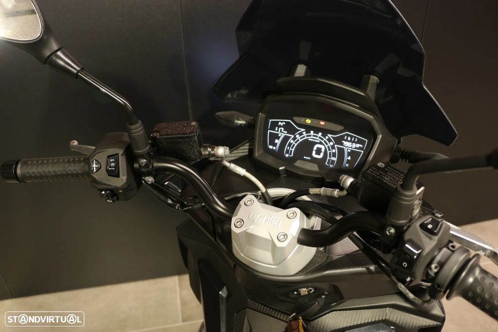 Aprilia SR GT 125 - 6