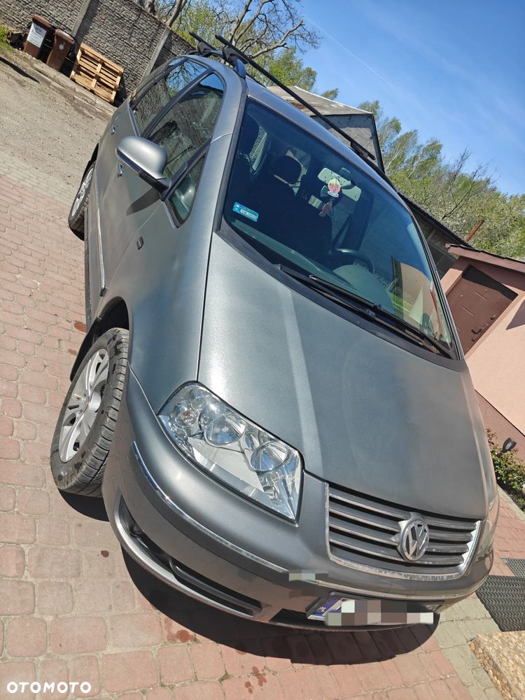 Volkswagen Sharan 1.9 TDI Comfortline - 1