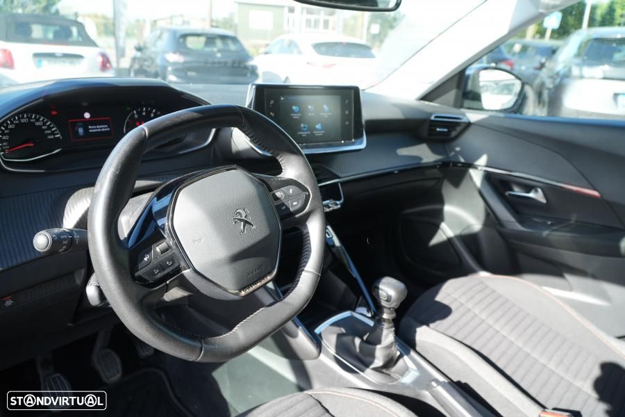 Peugeot 2008 PureTech 100 Business - 8