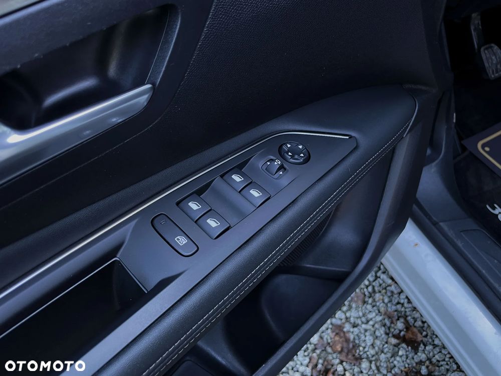 Peugeot 3008 1.5 BlueHDi Active S&S - 32