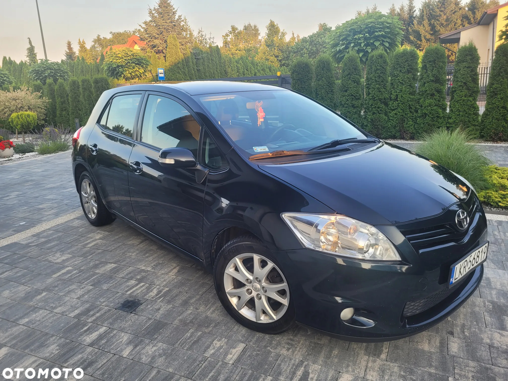 Toyota Auris 1.6 Premium Start - 3