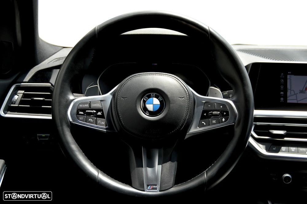 BMW 330 e iPerformance Pack M Shadow - 20