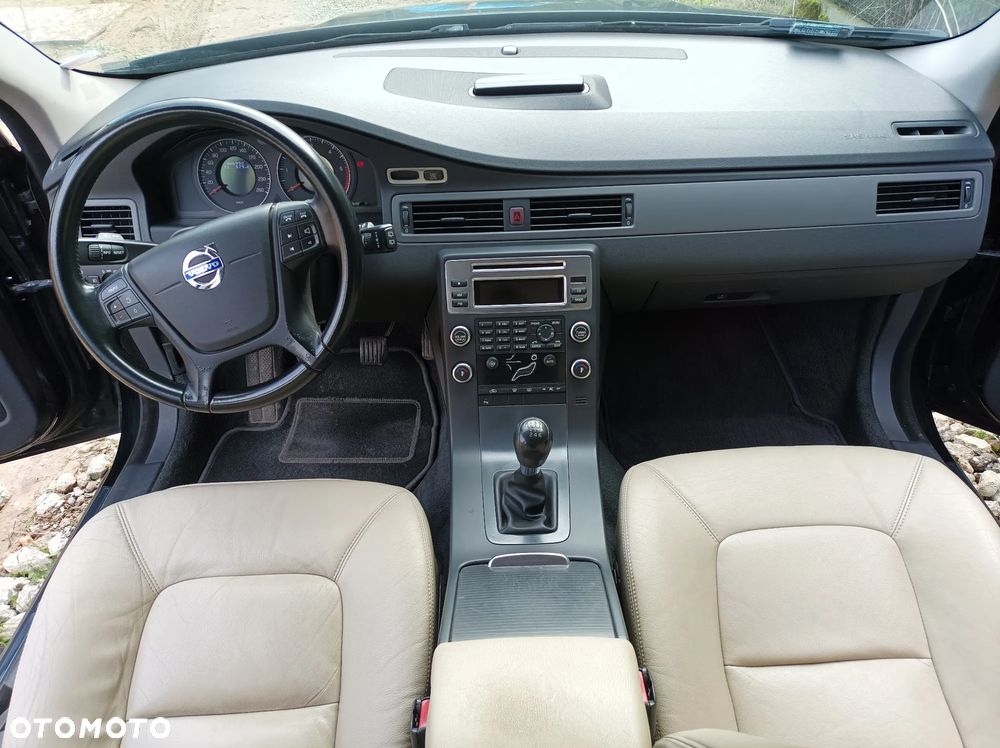 Volvo V70 2.0D Summum - 16