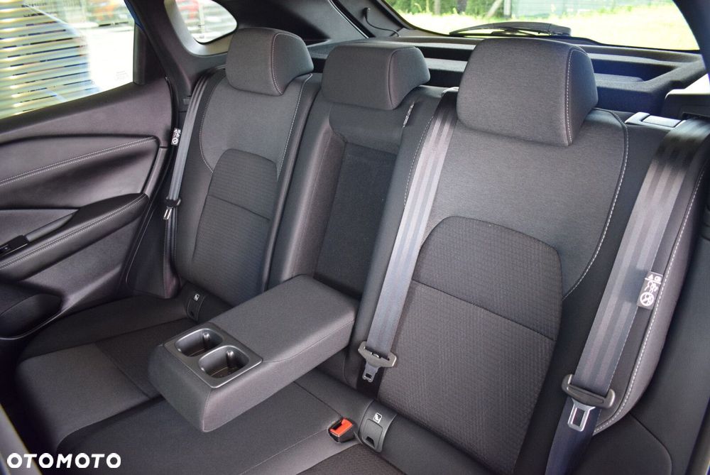 Nissan Qashqai 1.3 DIG-T MHEV N-Connecta Xtronic - 28
