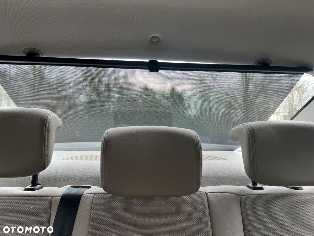 Renault Fluence 2.0 16V Privilege - 31