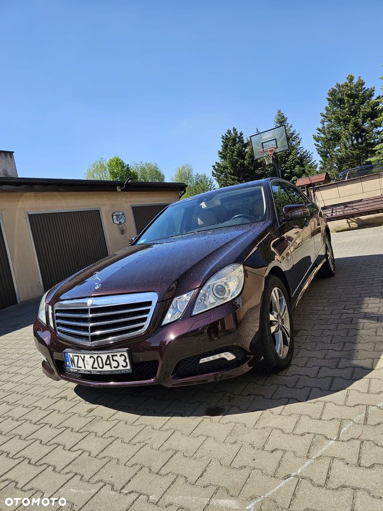 Mercedes-Benz Klasa E 350 CDI DPF 4Matic BlueEFFICIENCY 7G-TRONIC Avantgarde - 1