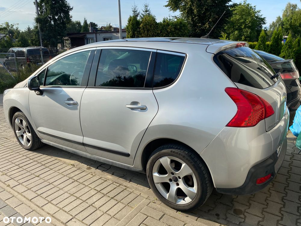 Peugeot 3008 1.6 HDi Premium - 3