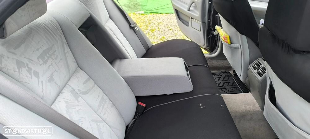 Mercedes-Benz E 290 - 9