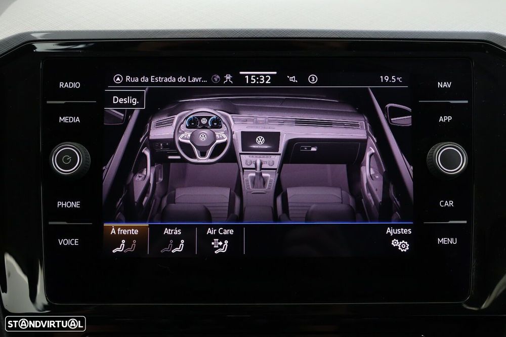 VW Passat Variant 2.0 TDi Business DSG - 22