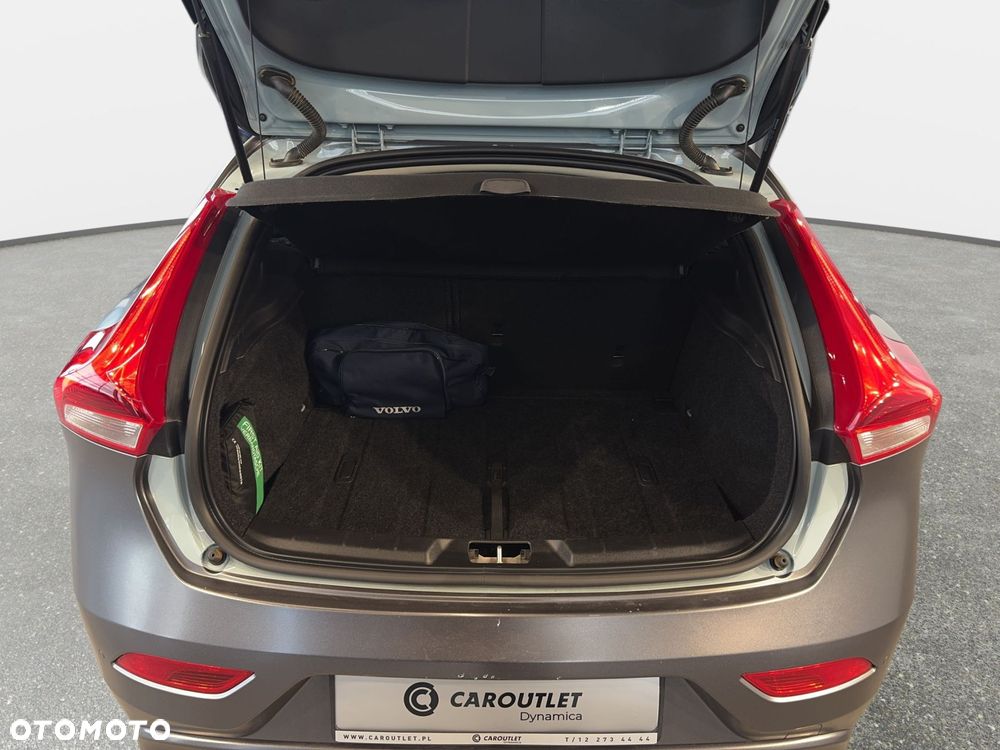 Volvo V40 - 14