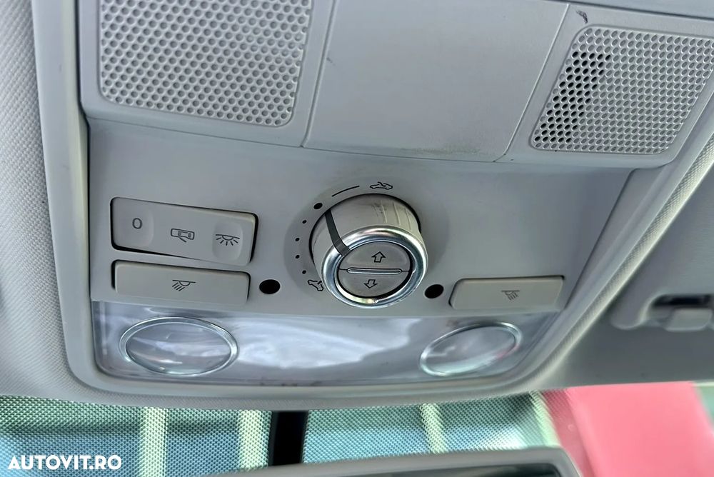 Volkswagen Passat - 26