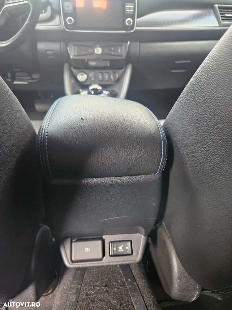Nissan LEAF Tekna - 9