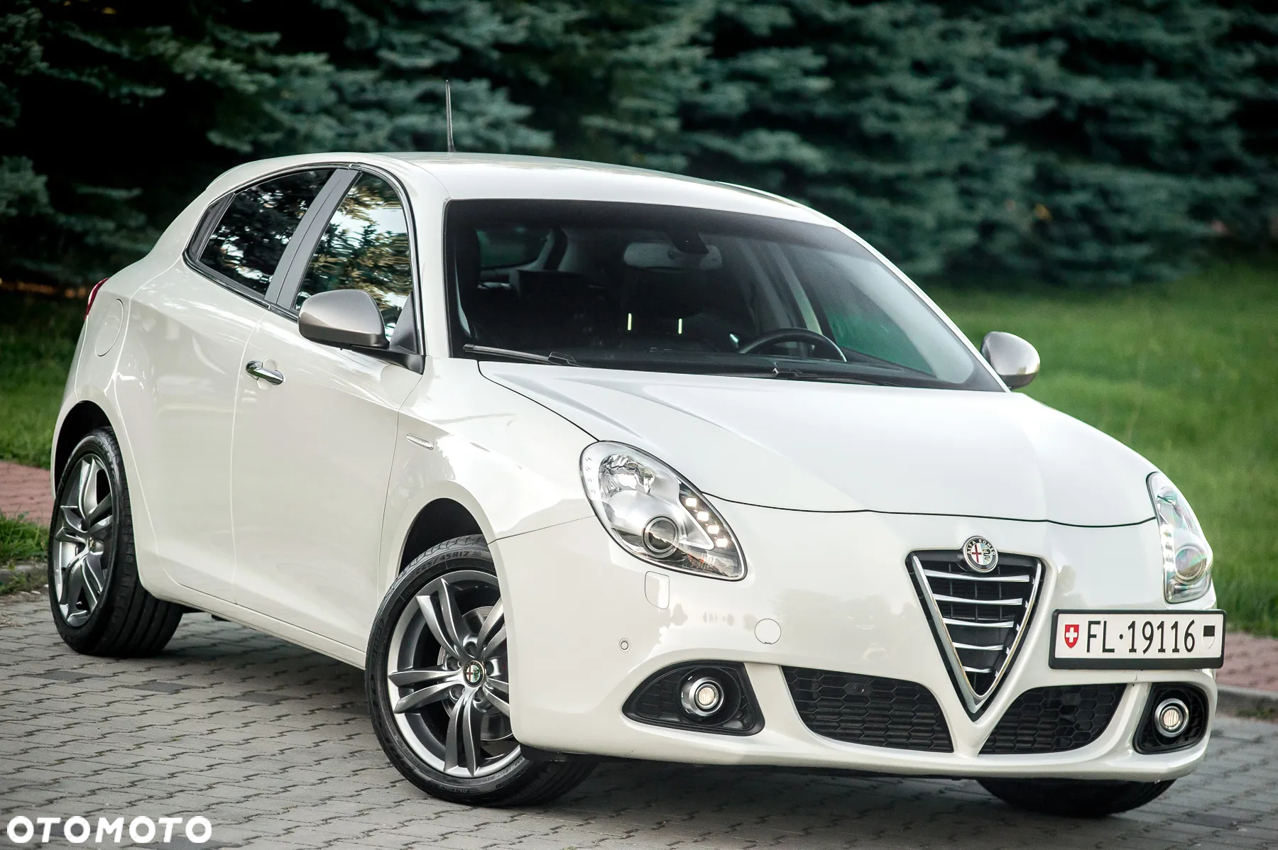 Alfa Romeo Giulietta 1.4 TB MultiAir Exclusive - 4