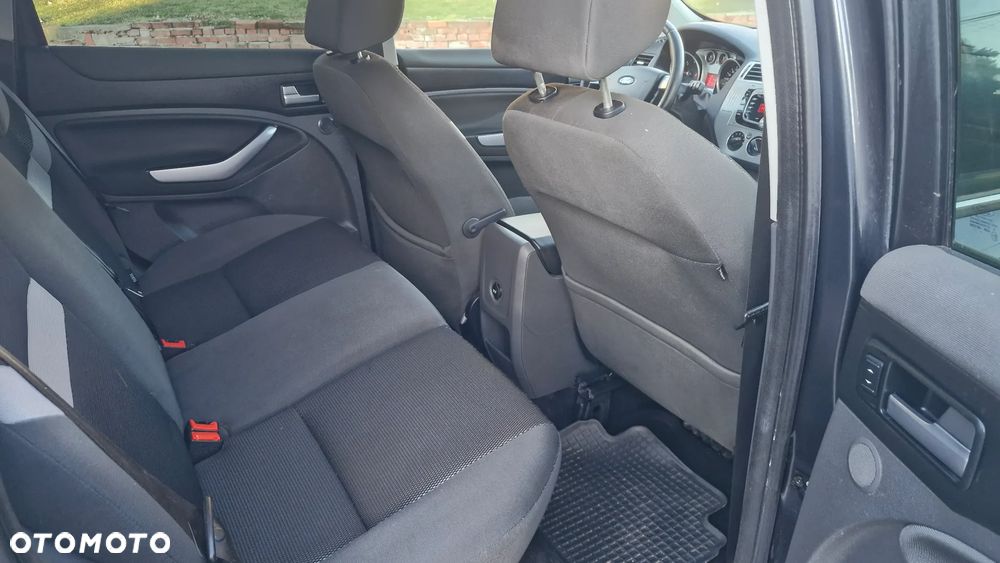 Ford Kuga 2.0 TDCi 2x4 Trend - 16