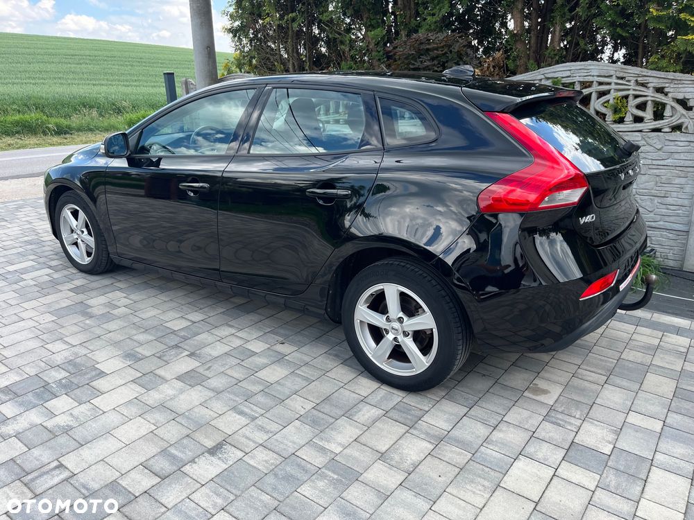 Volvo V40 T2 Drive-E Base - 31