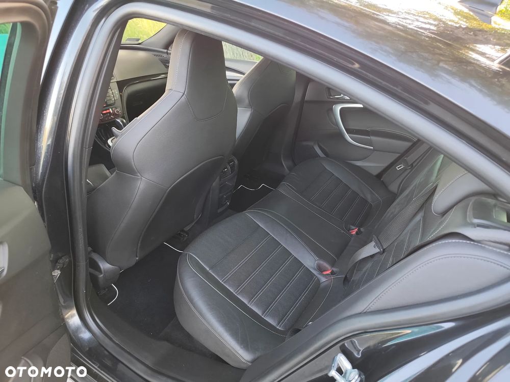 Opel Insignia 2.8 T V6 OPC - 8