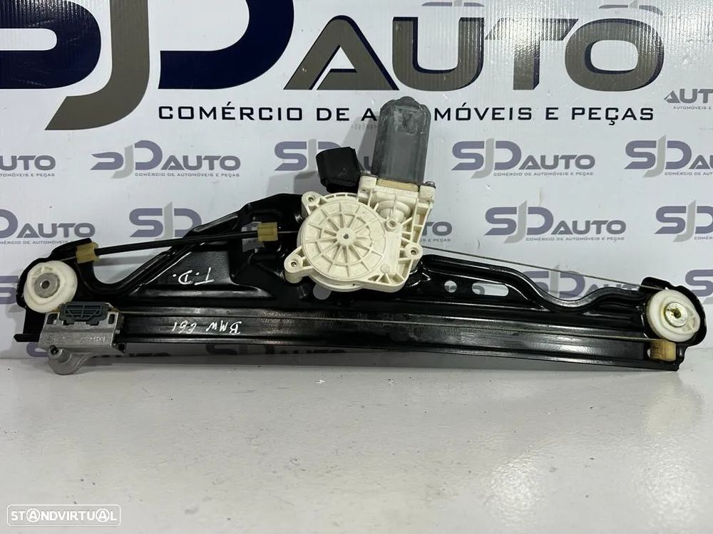 Elevador Trás Direito / Esquerdo - BMW Série 5 (E61) - 2