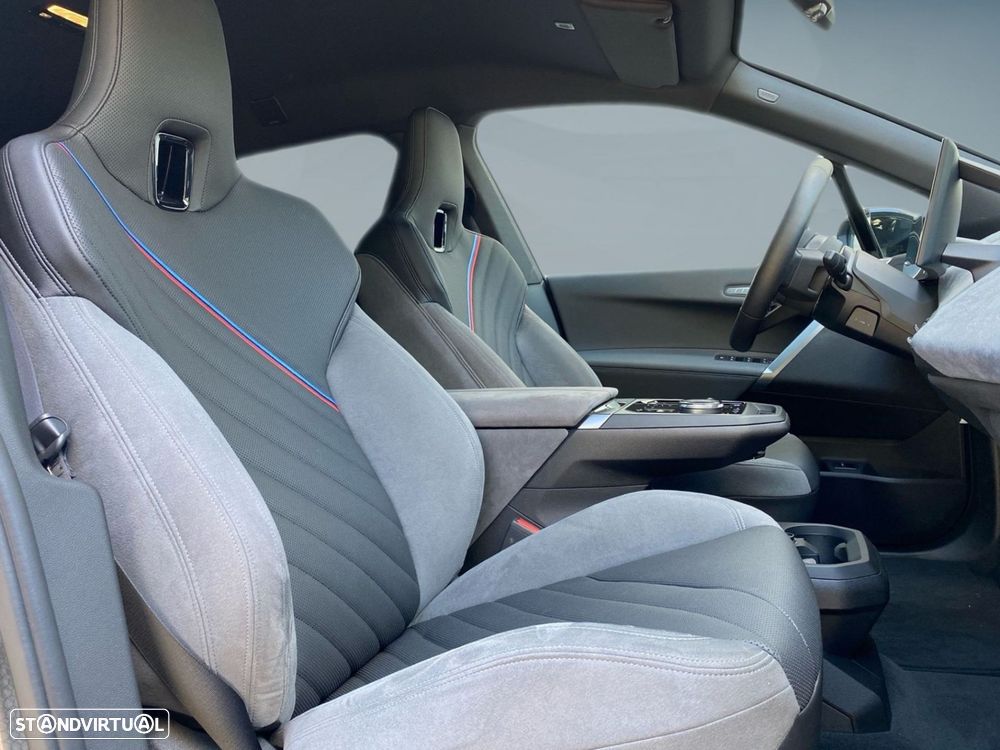 BMW iX xDrive 45 Pack Desportivo Pro - 22