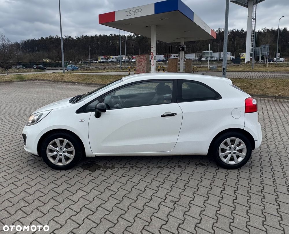 Kia Rio 1.1 crdi L - 7