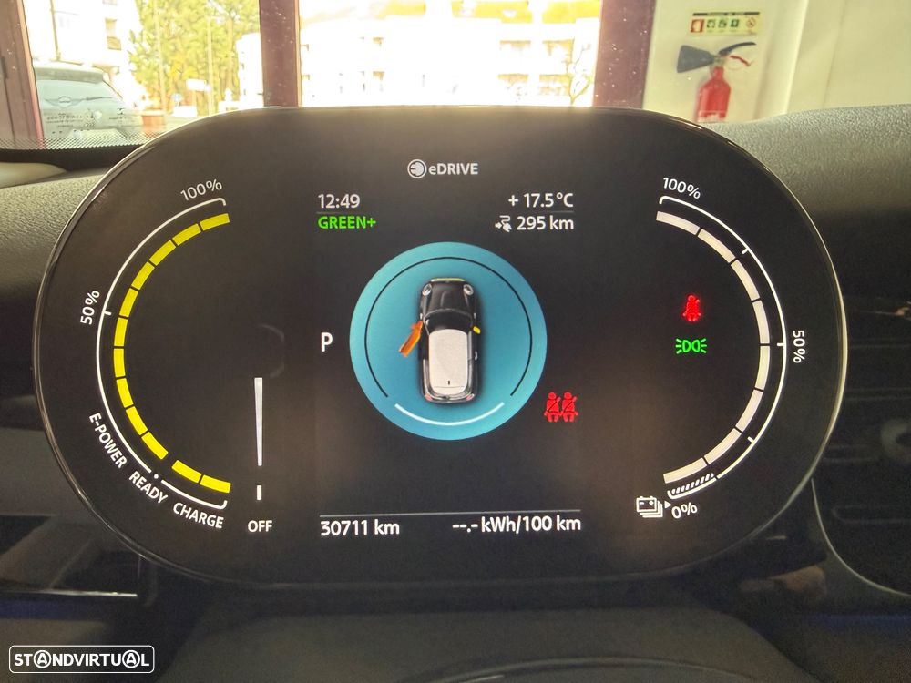 MINI 3 Portas Cooper SE Classic - 13