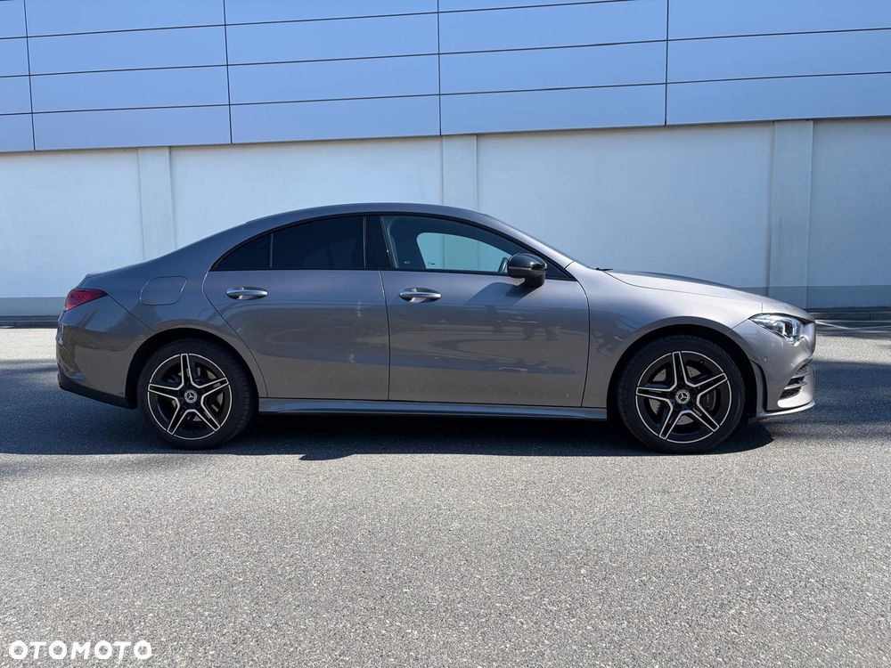 Mercedes-Benz CLA 250 E AMG Line 8G-DCT - 3