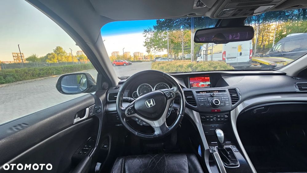 Honda Accord 2.2d Executive Nav - 14