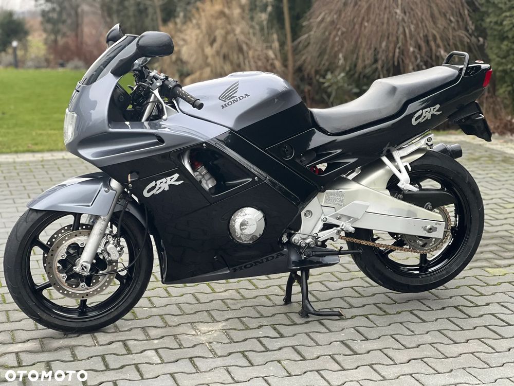 Honda CBR - 5