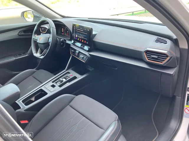 Cupra Formentor 1.4 e-Hybrid Sport DSG - 33