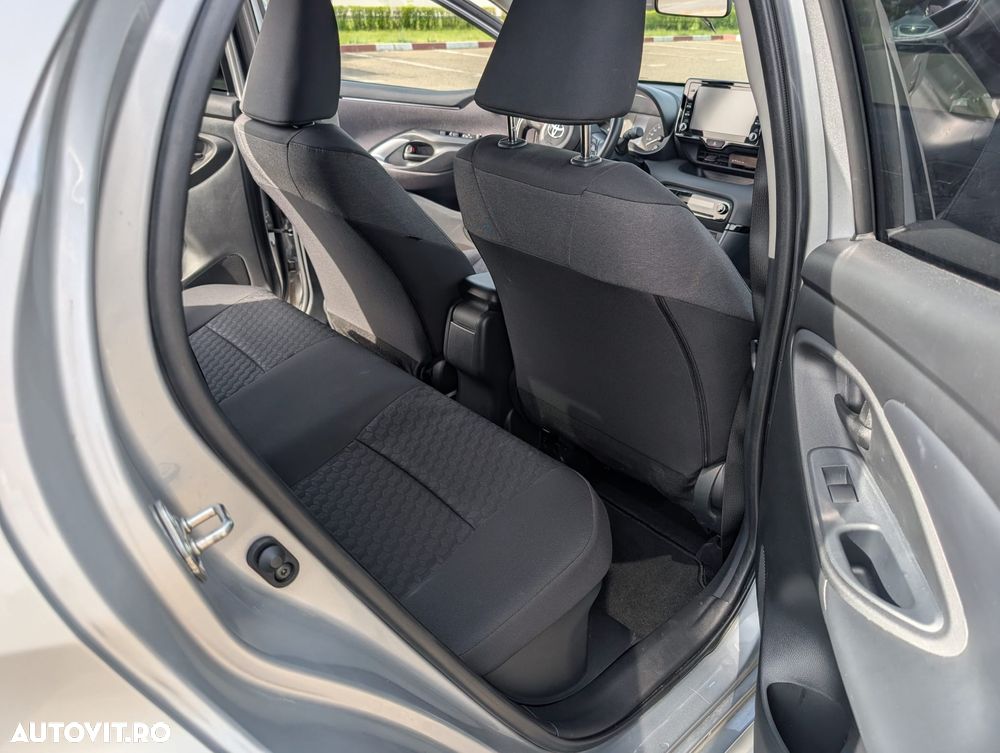 Toyota Yaris - 9