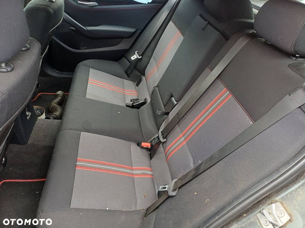 FOTELE KOMPLET LEWY PRAWY KANAPA TYŁ + BOCZKI BMW X1 E84 - 4
